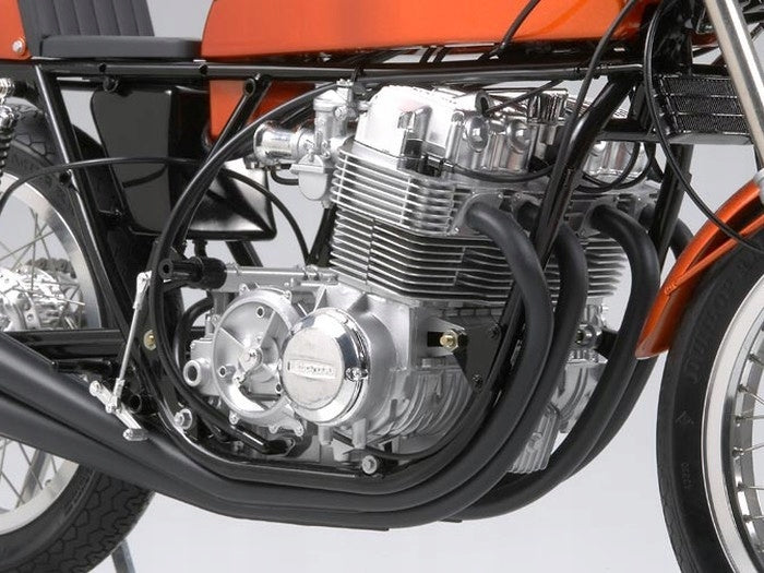 1/6 Honda CB750 Racing Semi-Assembled Tamiya 23210 Packaging status original