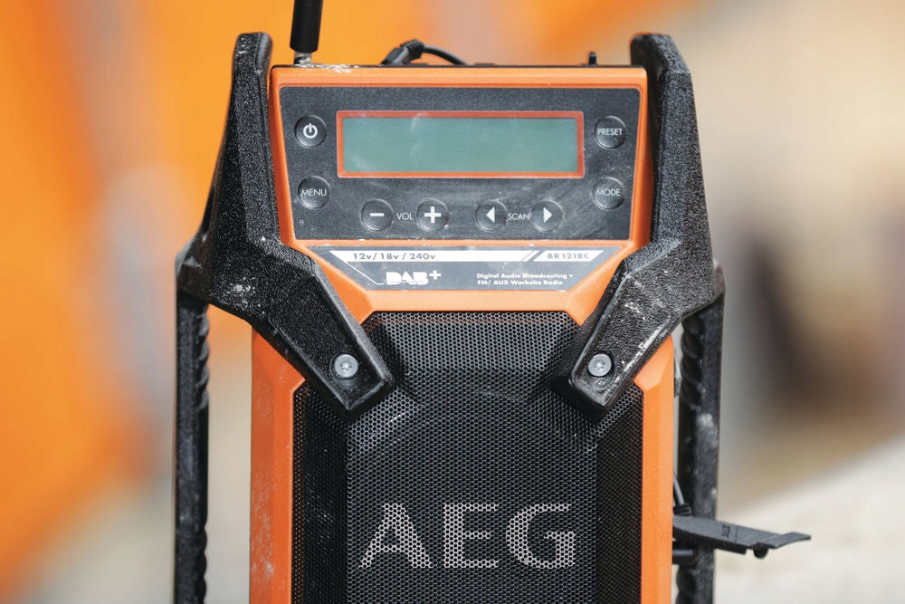 2X Buildable Radio AEG Rechargeable 18V BR1218C-0 Series BR1218C-0