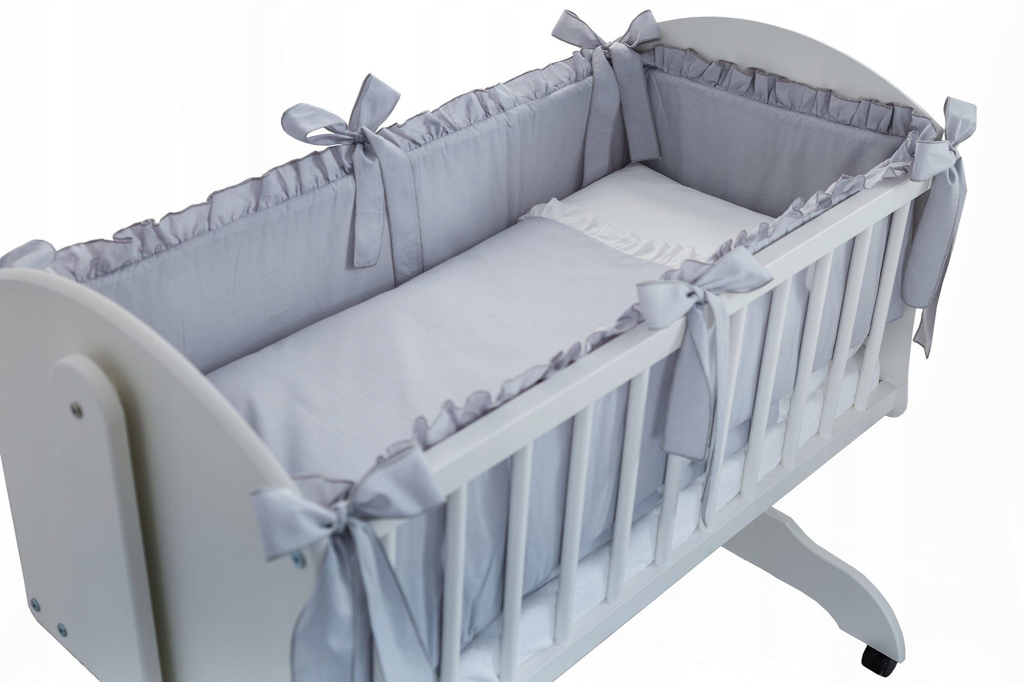 2el BEDDING WITH FRILLS for cradle -covers