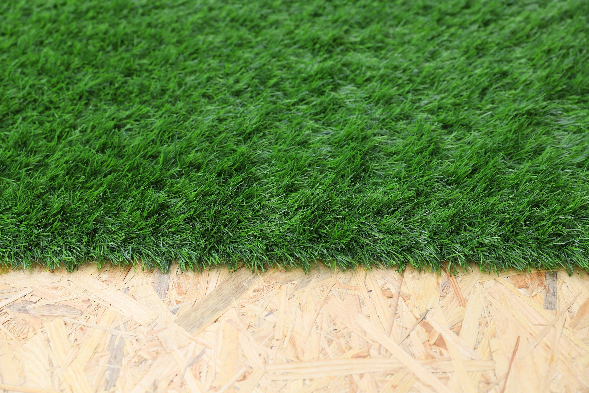 30mm DENSE ARTIFICIAL GRASS IDEAL FOR BALCONY TERRACE 3M Sales unit m2