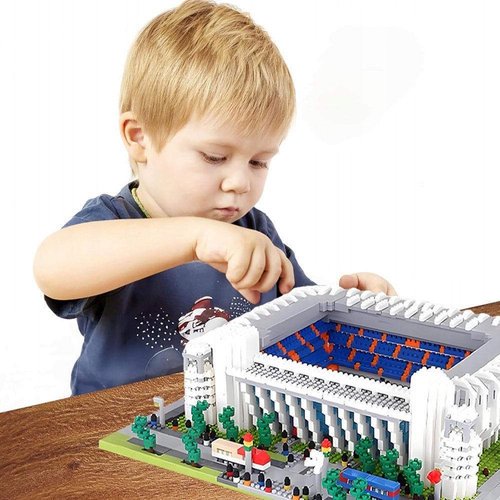 3500 Elements Real Madrid Football Stadium Block Set Blue Packaging status original