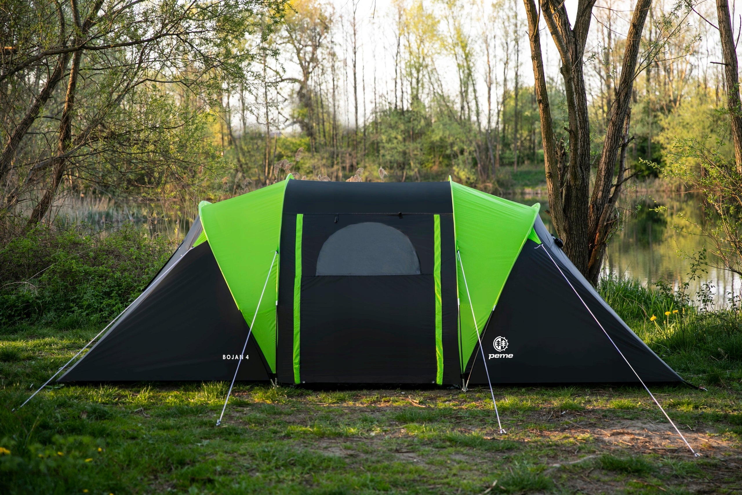 4-person family tourist tent Peme – 2 bedrooms, waterproof Manufacturer code 1636275