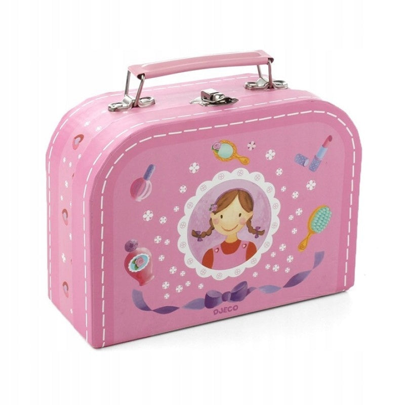 A handy set of a little lady in a suitcase Djeco Manufacturer code 06552