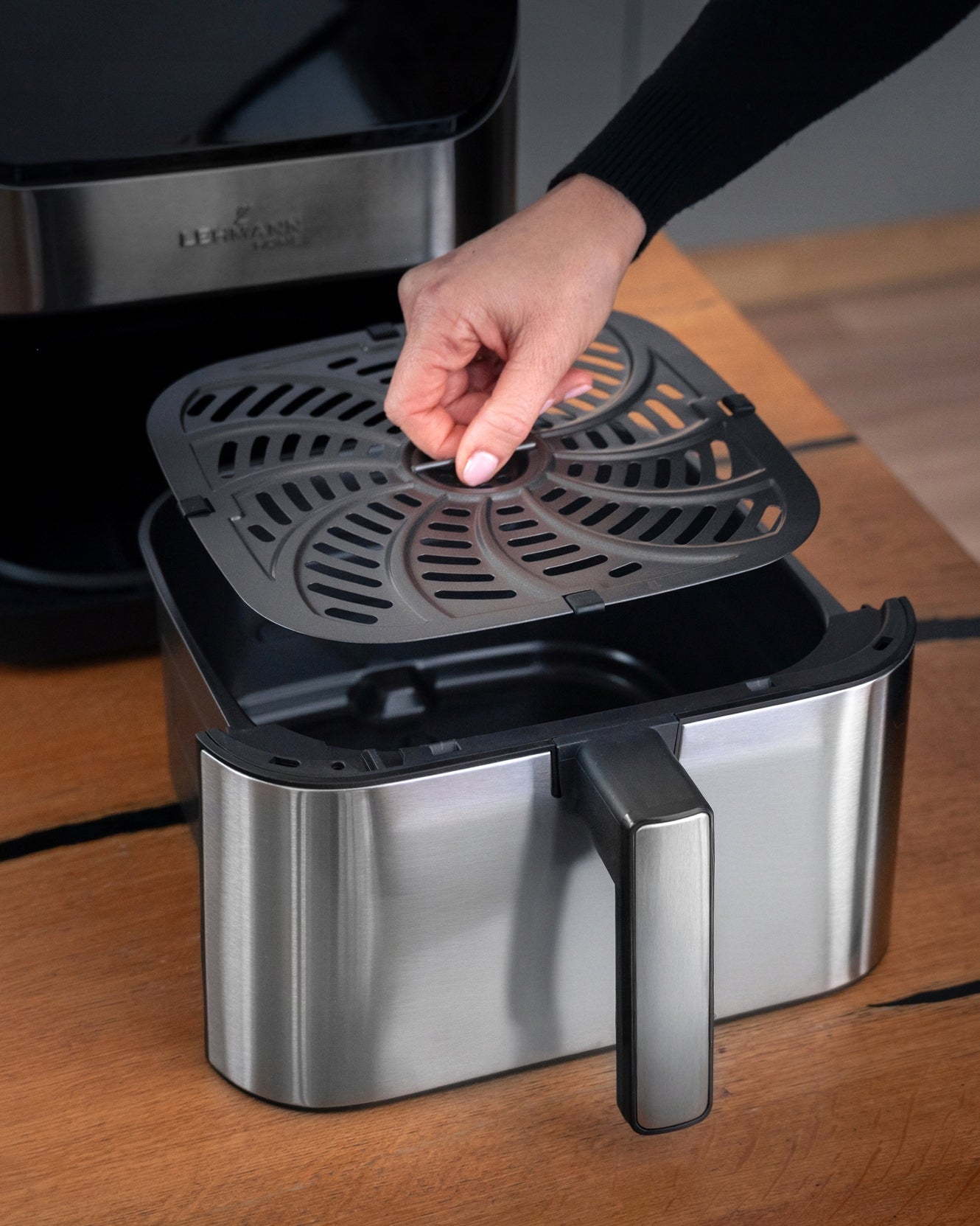 AIRFRYER 8L NON-STICK LEHMANN 12 PROGRAMS Bowl volume 8 l