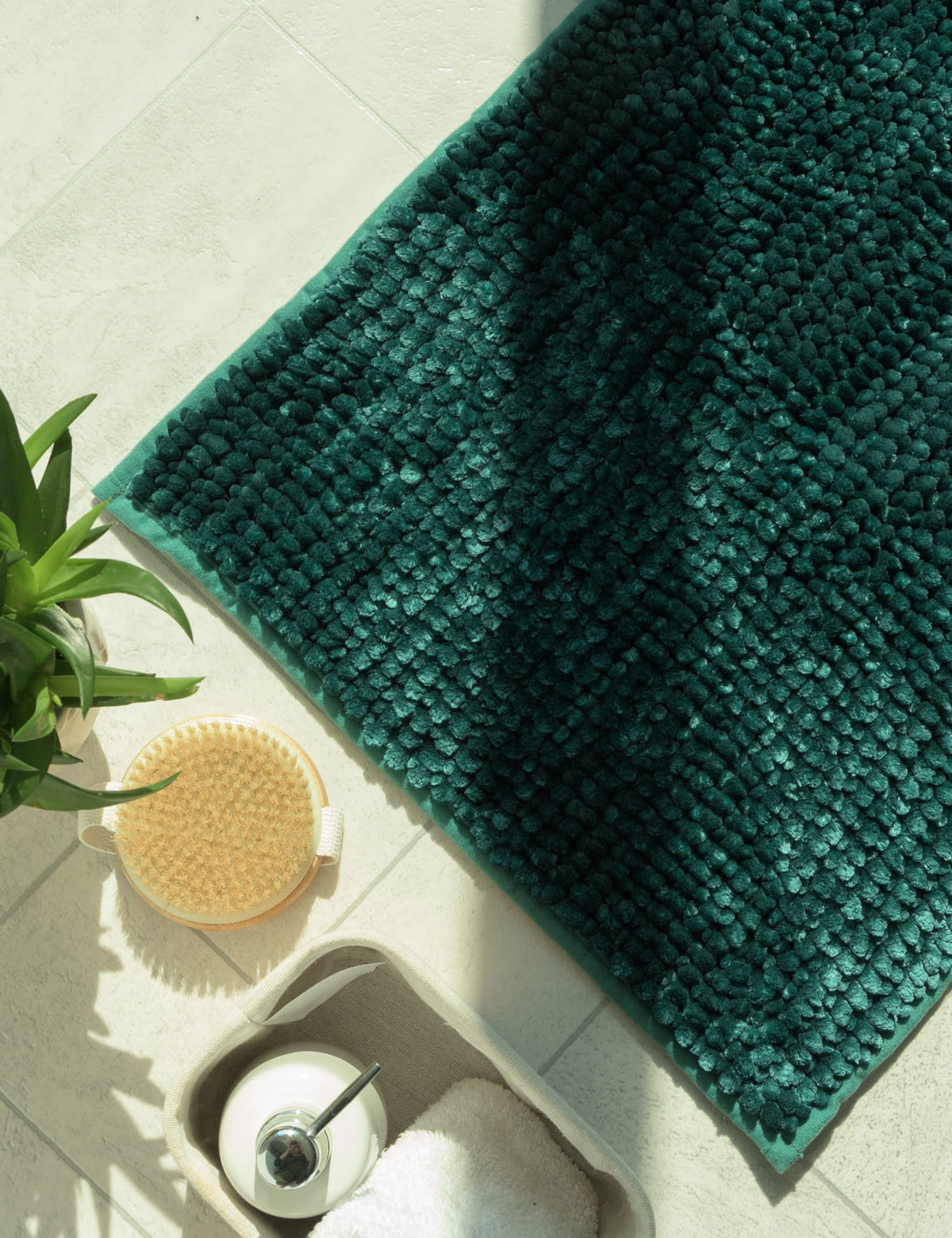 ANTI-SLIP SOFT CHENILLE BATHROOM rug, WASHABLE, 50x80, GREEN Packaging status original