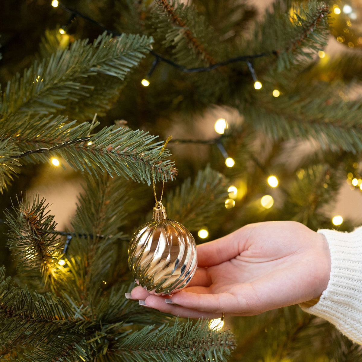 ARTIFICIAL CHRISTMAS TREE SCANDINAVIAN SPRUCE Caucasian DENSE 180cm STAND Brand Springos