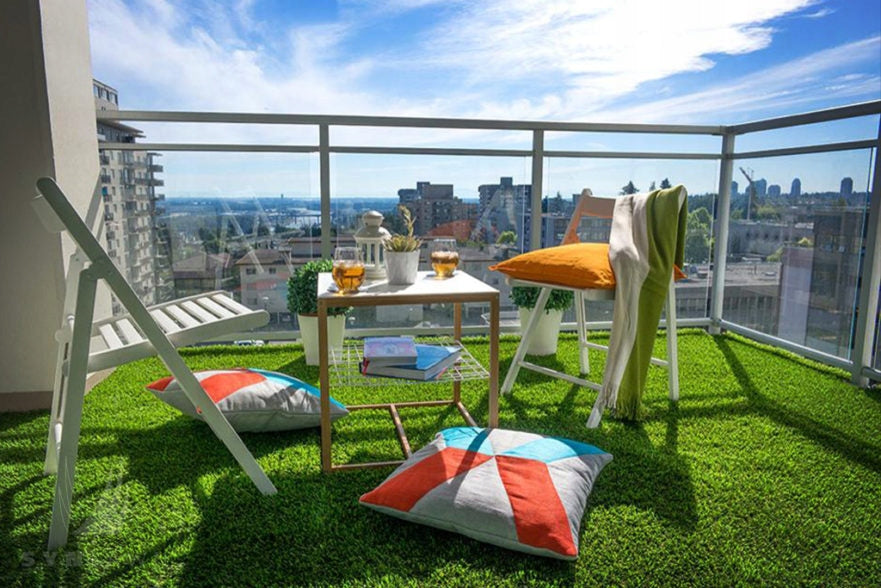 ARTIFICIAL GRASS CUSTOMIZED BALCONY/TERRACE 133 CM Manufacturer code Trawa na wymiar