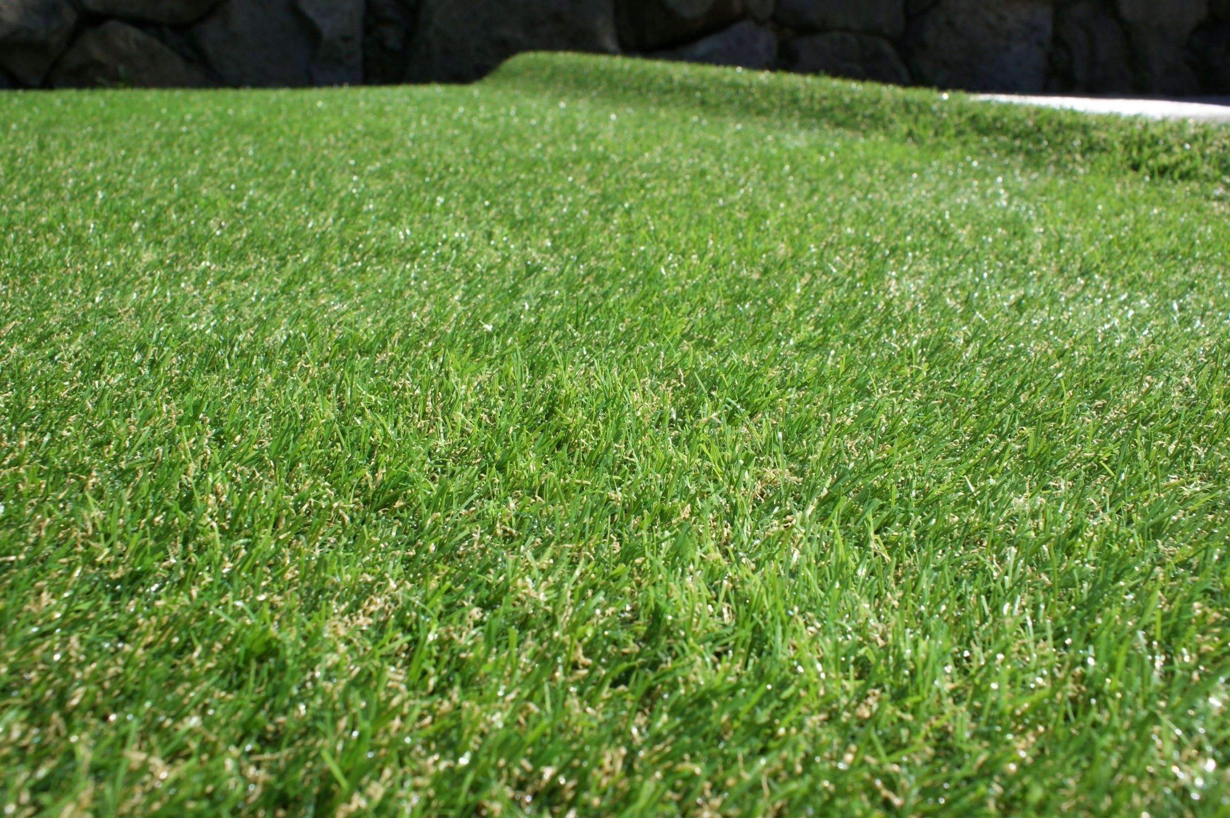 ARTIFICIAL GRASS FOR BALCONY TERRACE GARDEN WIDTH 120cm pile height 18mm EAN (GTIN) 5906280515973