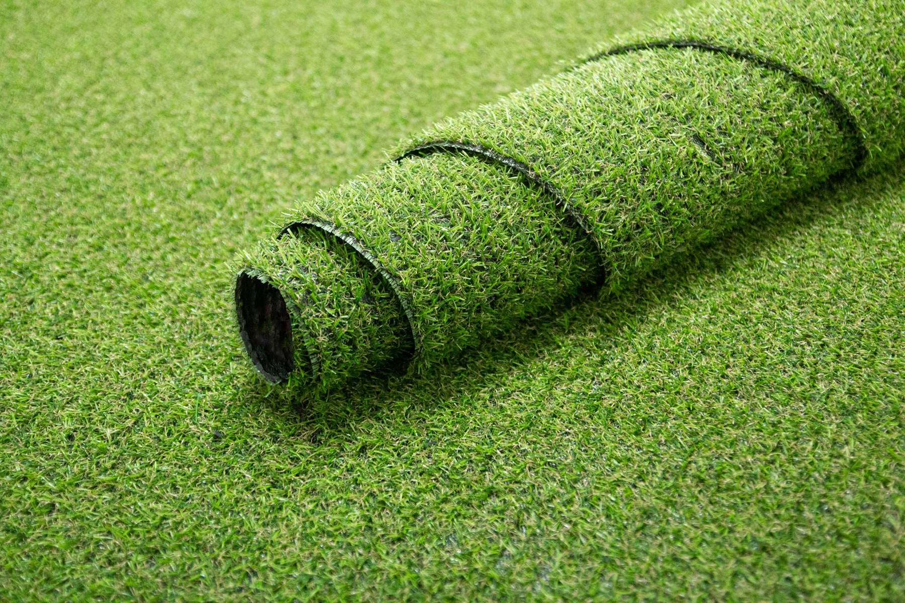 ARTIFICIAL GRASS FOR TERRACE BALCONY UNDER THE POOL 15mm GREEN SPECTRUM 200x200 cm Color green