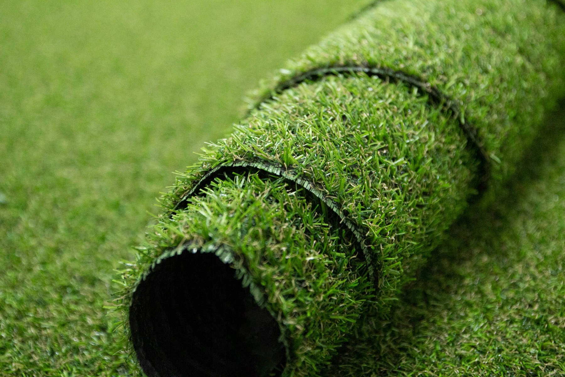 ARTIFICIAL GRASS FOR TERRACE BALCONY UNDER THE POOL 15mm GREEN SPECTRUM 200x200 cm Thickness 15 mm