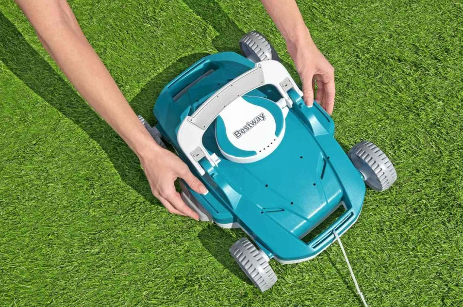 AUTOMATIC ROBOT VACUUM CLEANER FOR POOL CLEANING BESTWAY 58765 BATTERY Product weight with unit packaging 5.85 kg