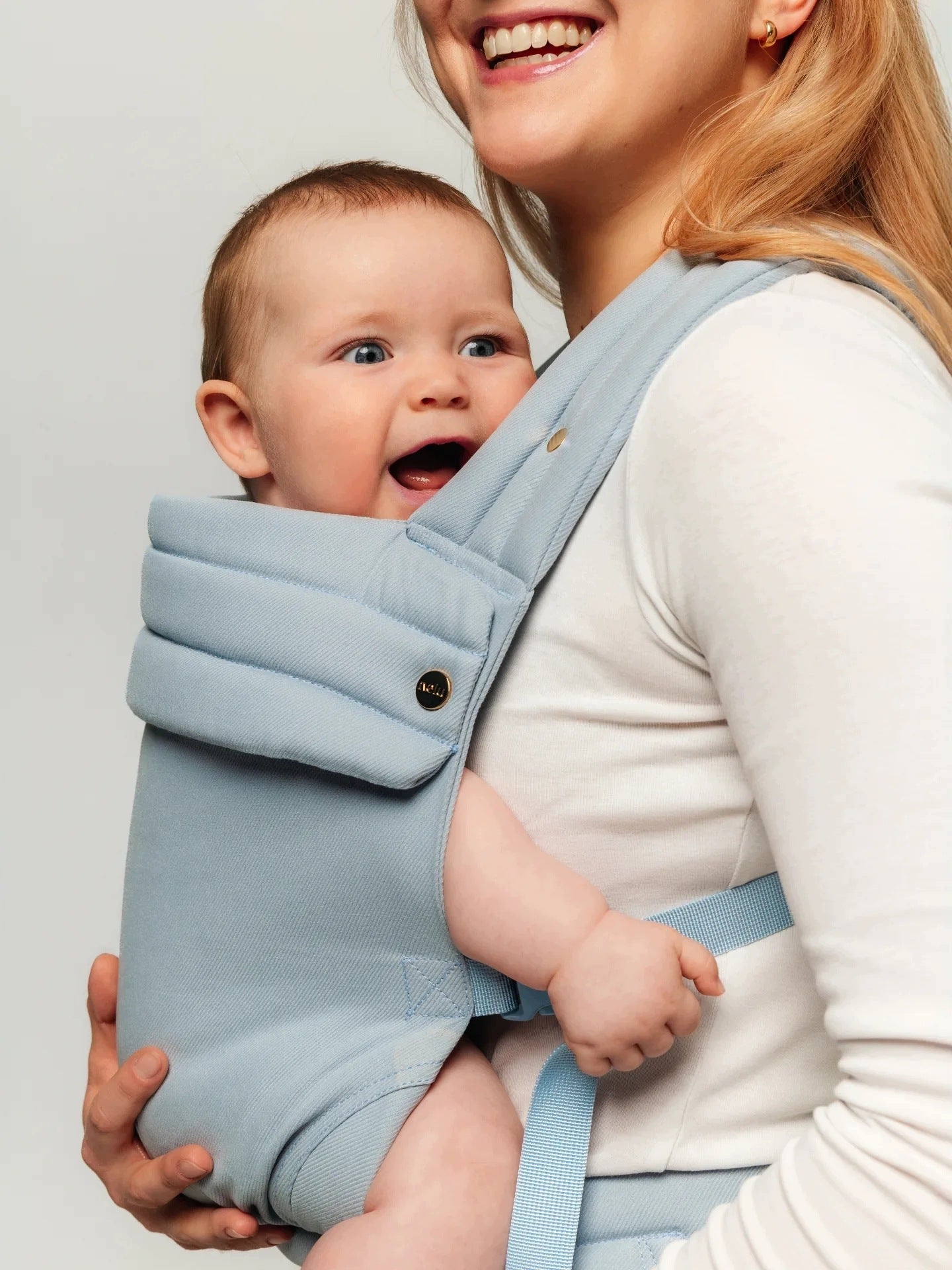 Adjustable Ergonomic Carrier Nelu Close Misty Blue Manufacturer code NELU_CLOSE