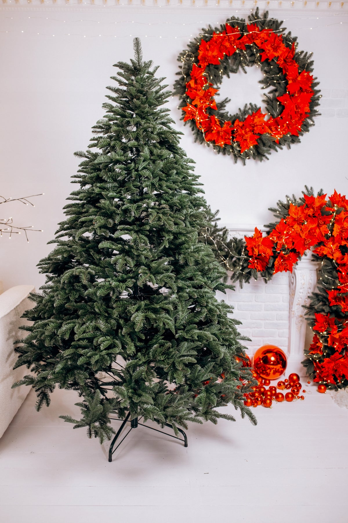 Artificial Christmas tree as live PE + PVC Alaska Self-stretching mechanism 2.10 m Manufacturer code 2929000003201