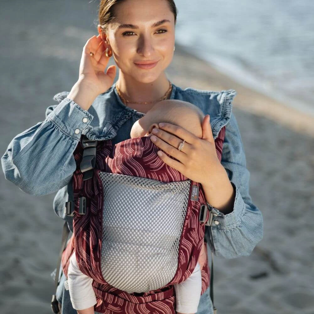 BABY CARRIER ADJUSTABLE ERGONOMIC CARRIER LOVECARRY FROM BIRTH EAN (GTIN) 4820190022752