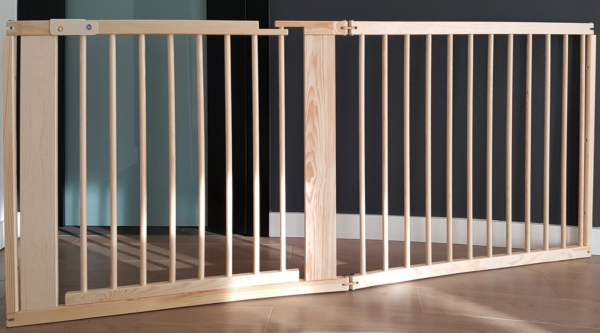 BARRIER PROTECTIVE GATE SECURING DOORS STAIRS FIREPLACE UP TO 185 cm Brand Maluchowelove
