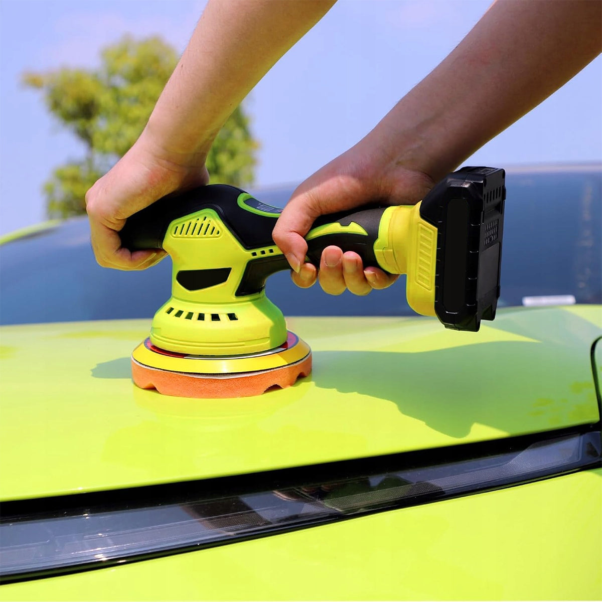 BATTERY OPERATED CAR POLISHER + 2x aku 2.0AH 21V STRONG Product weight with unit packaging 1.9 kg