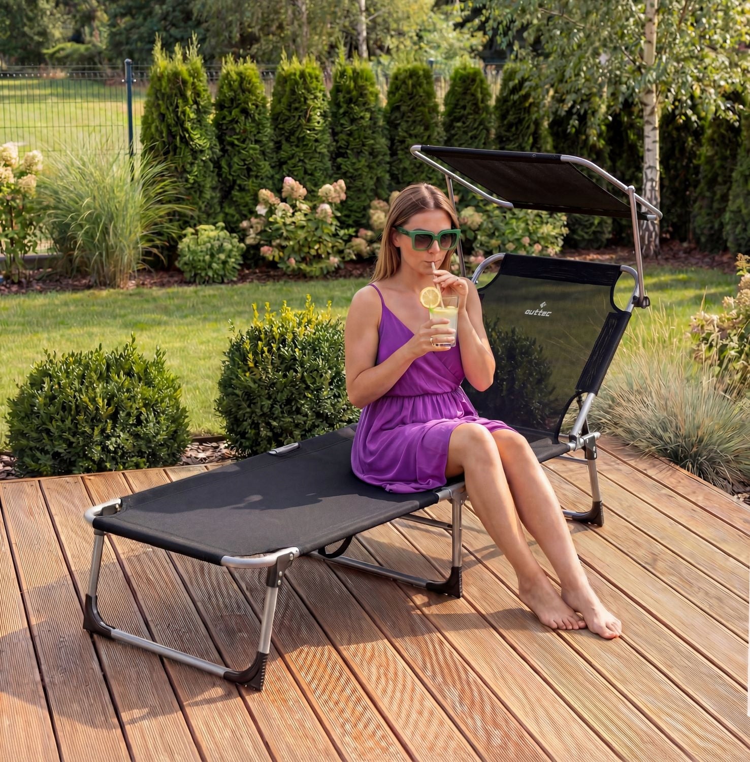 BEACH LOUNGER FOLDING WITH VISOR BEACH BED OUTTEC Brand Outtec