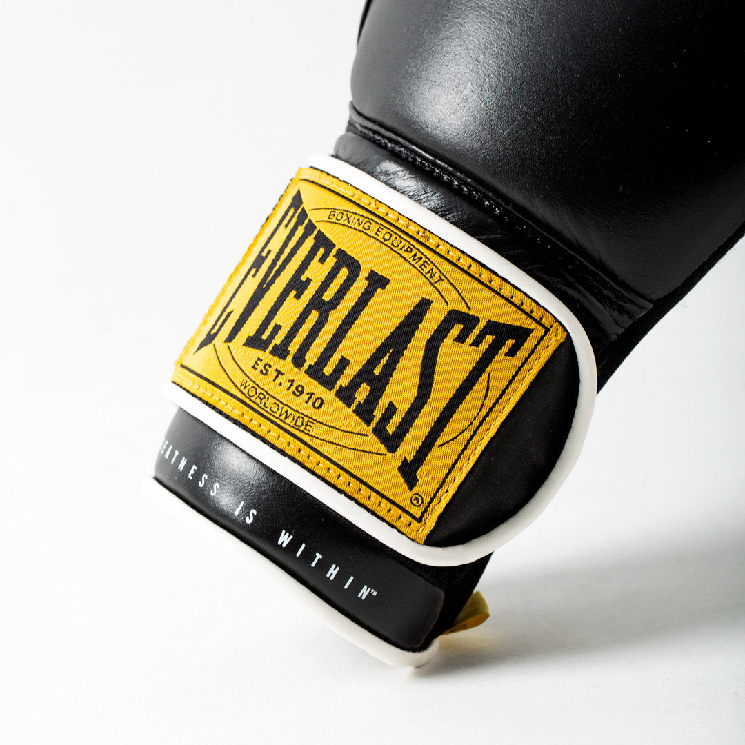 BOXING GLOVES EVERLAST BLACK 14 oz Manufacturer code 1910 CLASSIC