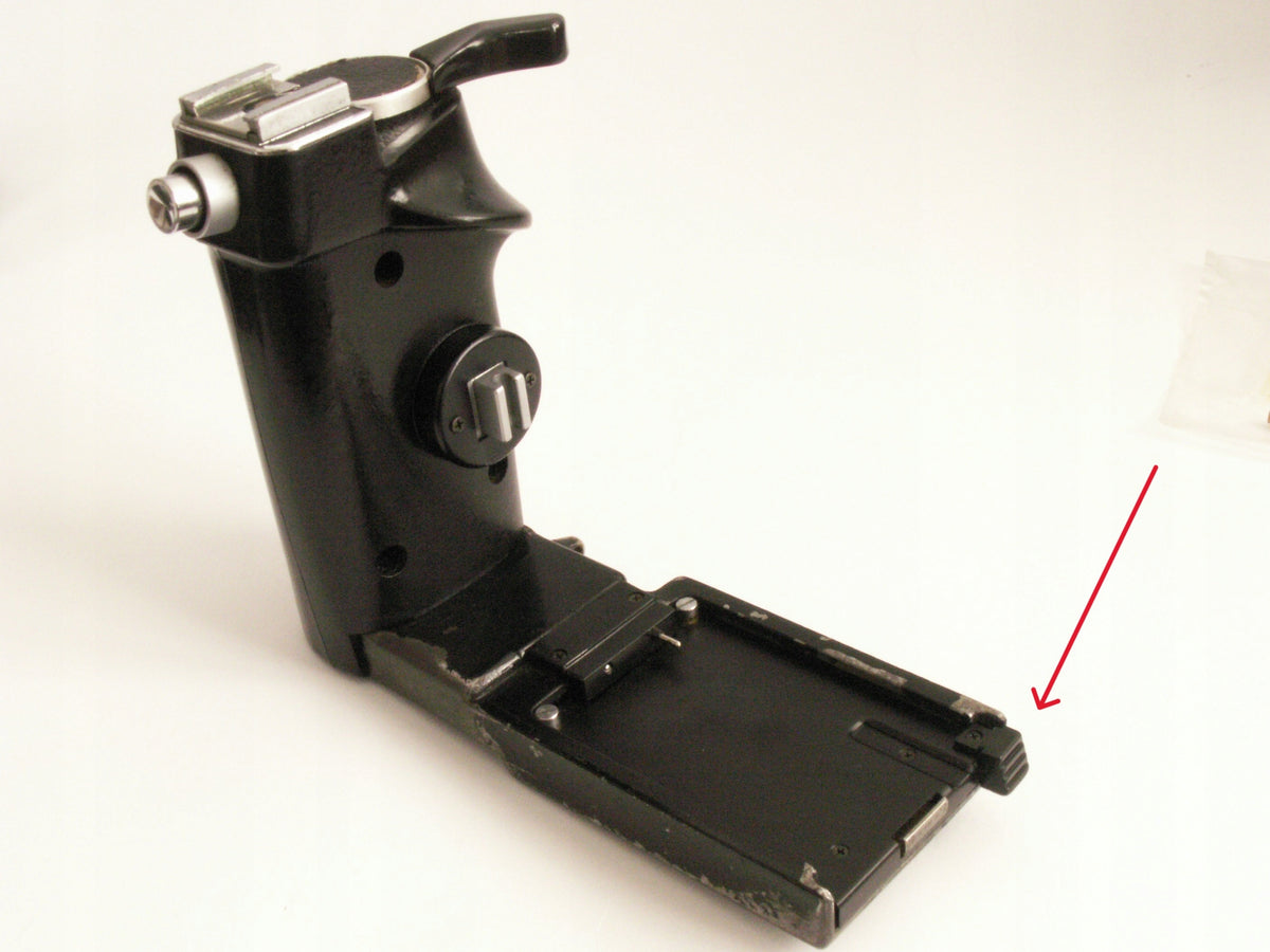 BRONICA grip stopper - przycisk zwolnienia blokady gripu ETR /ETRS / ETRSi Manufacturer code ETR