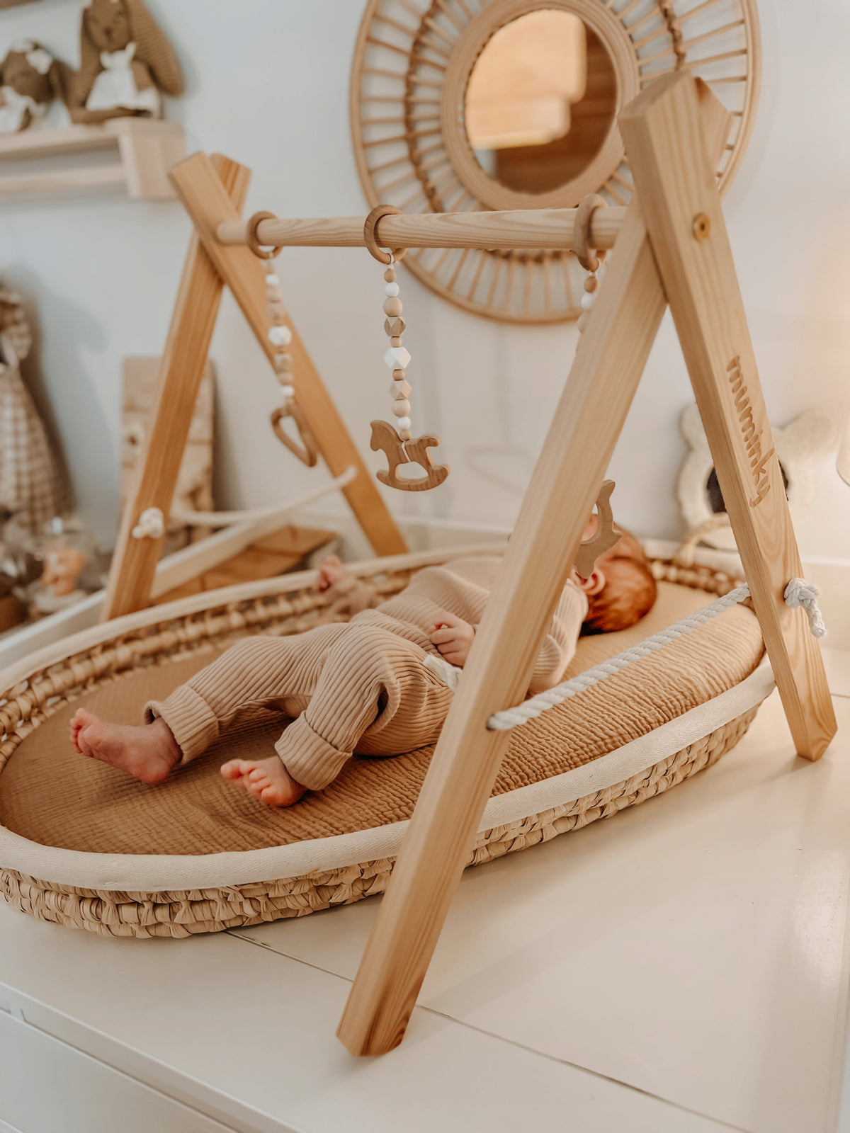Baby Gym Stand + 3 Infant Pendants Natural Manufacturer code natural