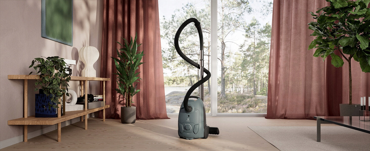 Bagged vacuum cleaner ELECTROLUX EasyGo EB51A4OG Operating range 8.5 m