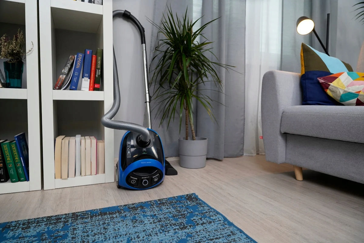 Bagged vacuum cleaner GÖTZE & JENSEN VC200 800W Brand Götze & Jensen