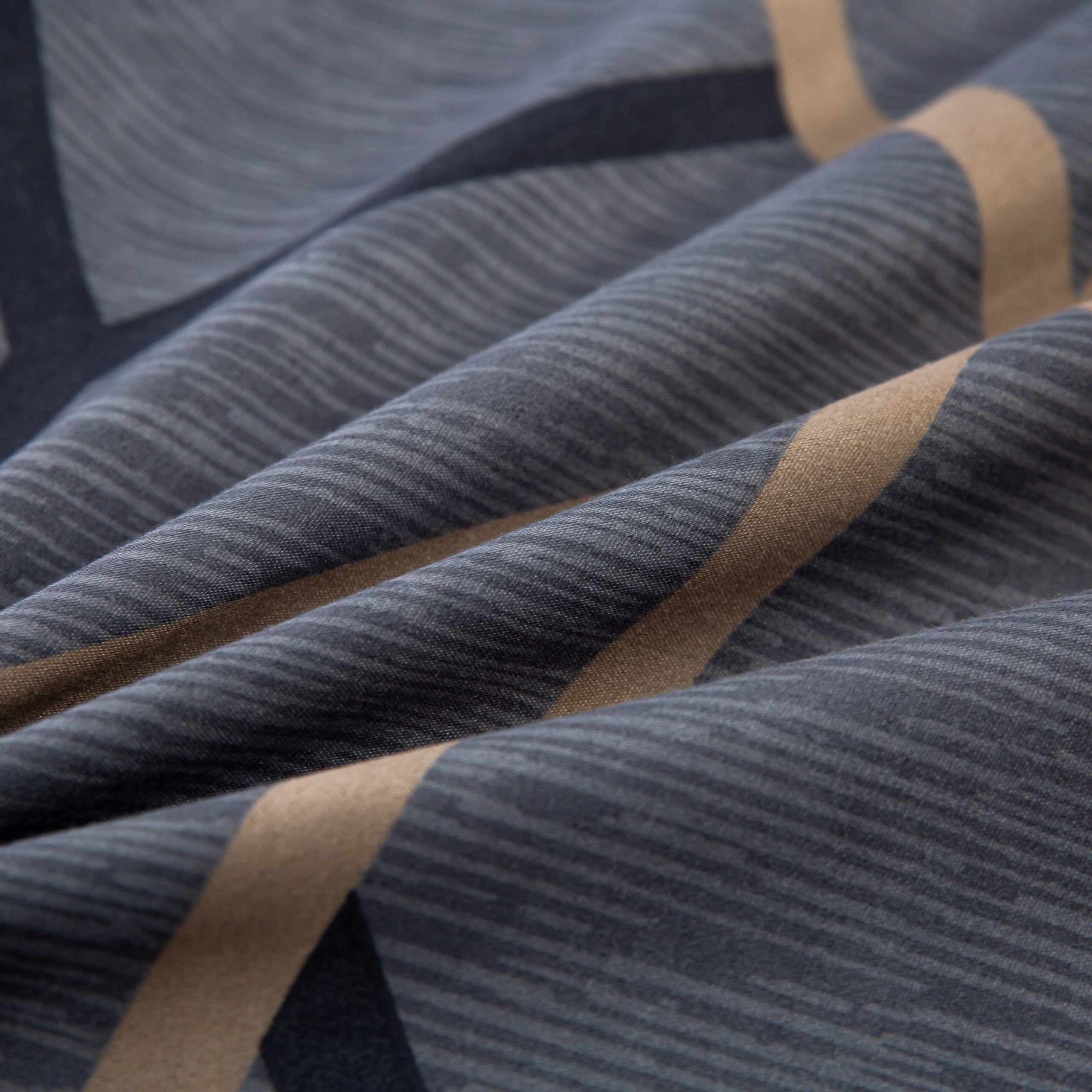 Bedding 200x220 + 2 Pillowcases Bedding Set Grey Geometric Packaging status original