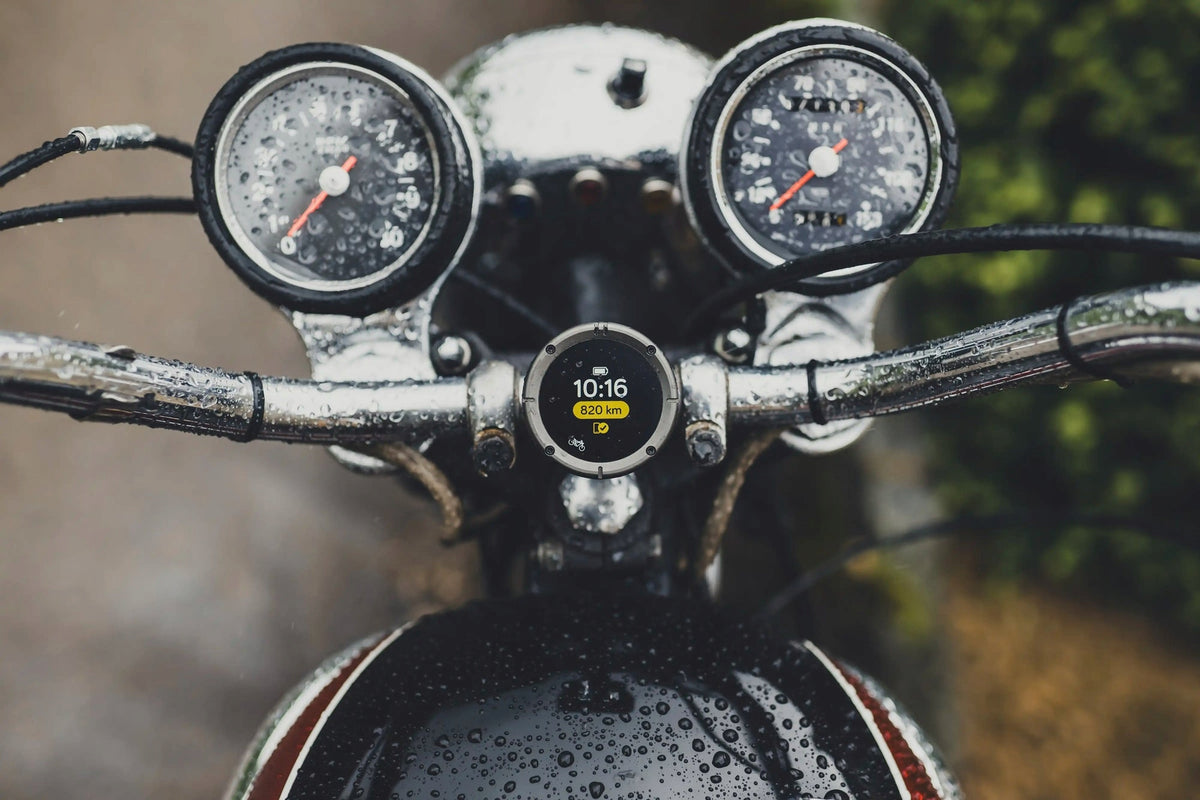 Beeline Moto II METAL GUNMETAL | GPS Compass Motorcycle Navigation Brand Beeline