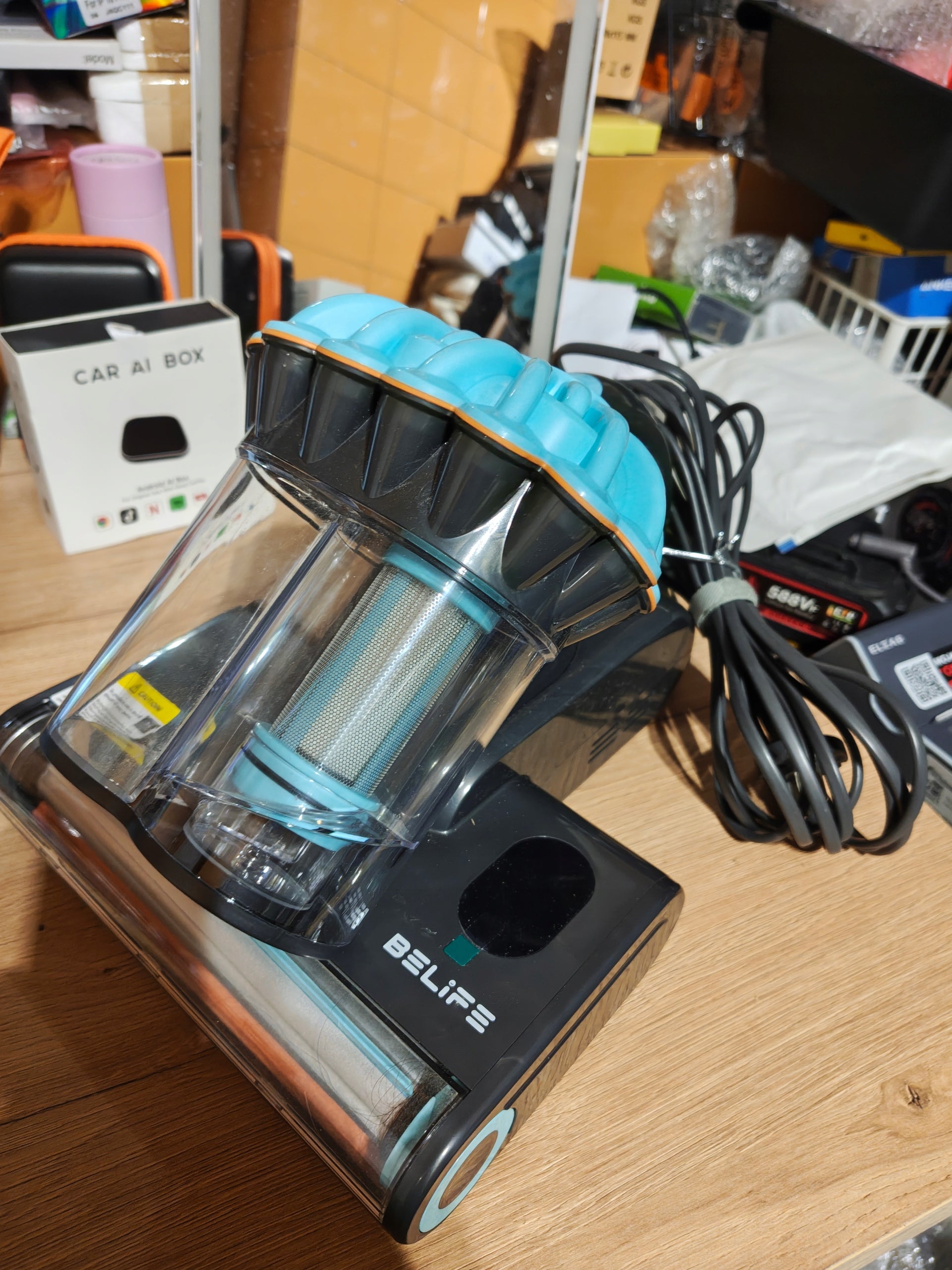 Belife M8 vacuum cleaner for UV mattresses – 550W, 18 kPa, HEPA, hot air Manufacturer code 199284585270