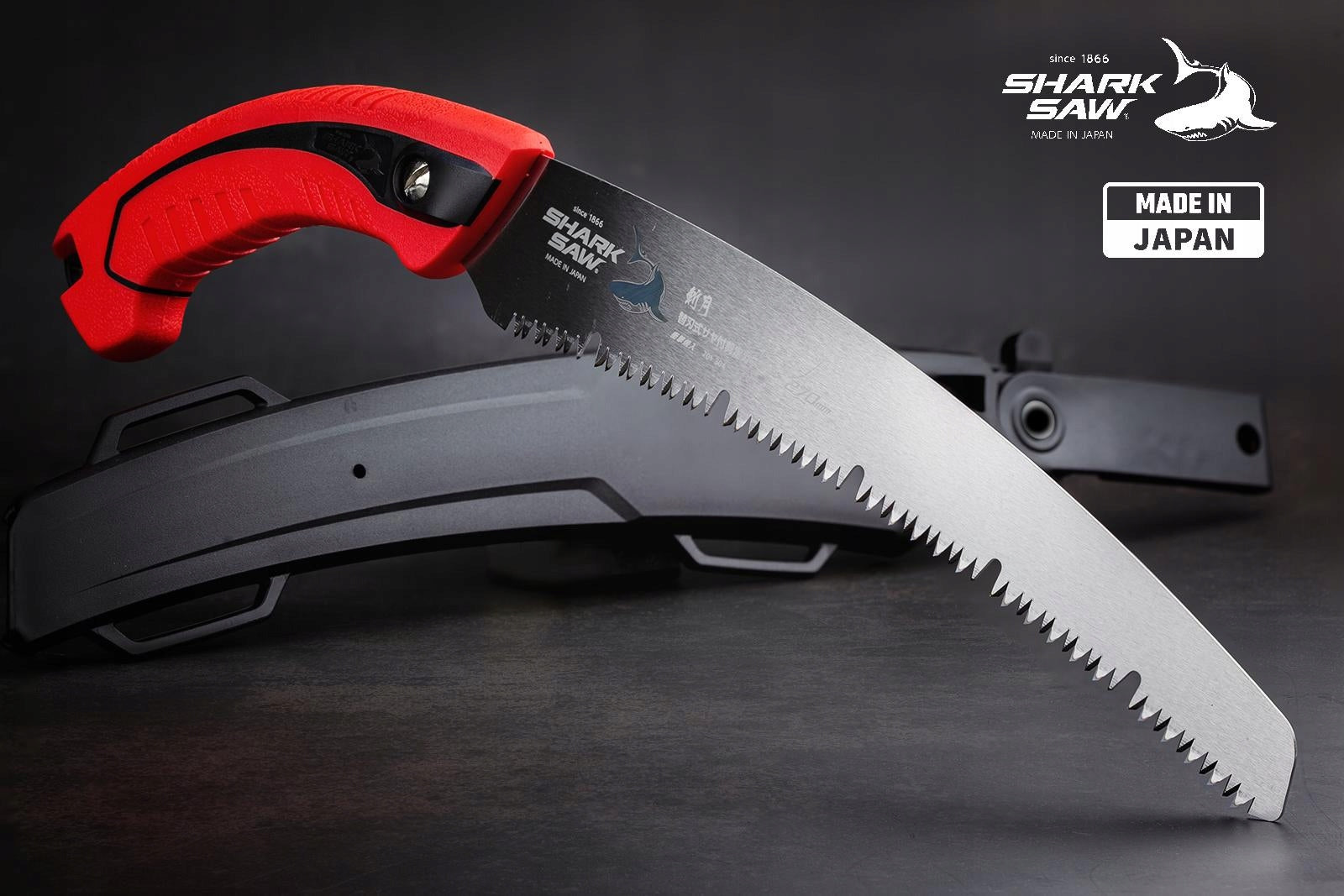 Bent Garden Saw with Belt Holster, TAKAGI Shark Saw - 7 TPI, 270 mm Batteries included no