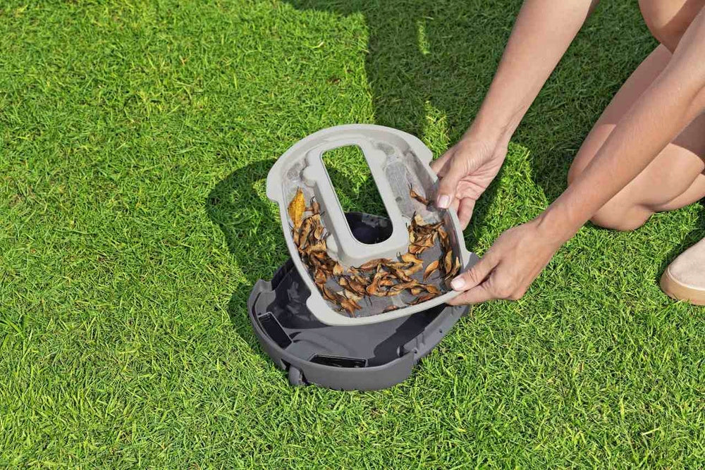 Bestway AquaTronix G100 58864 Automatic Cordless Pool Vacuum Cleaner Certificates of conformity CE