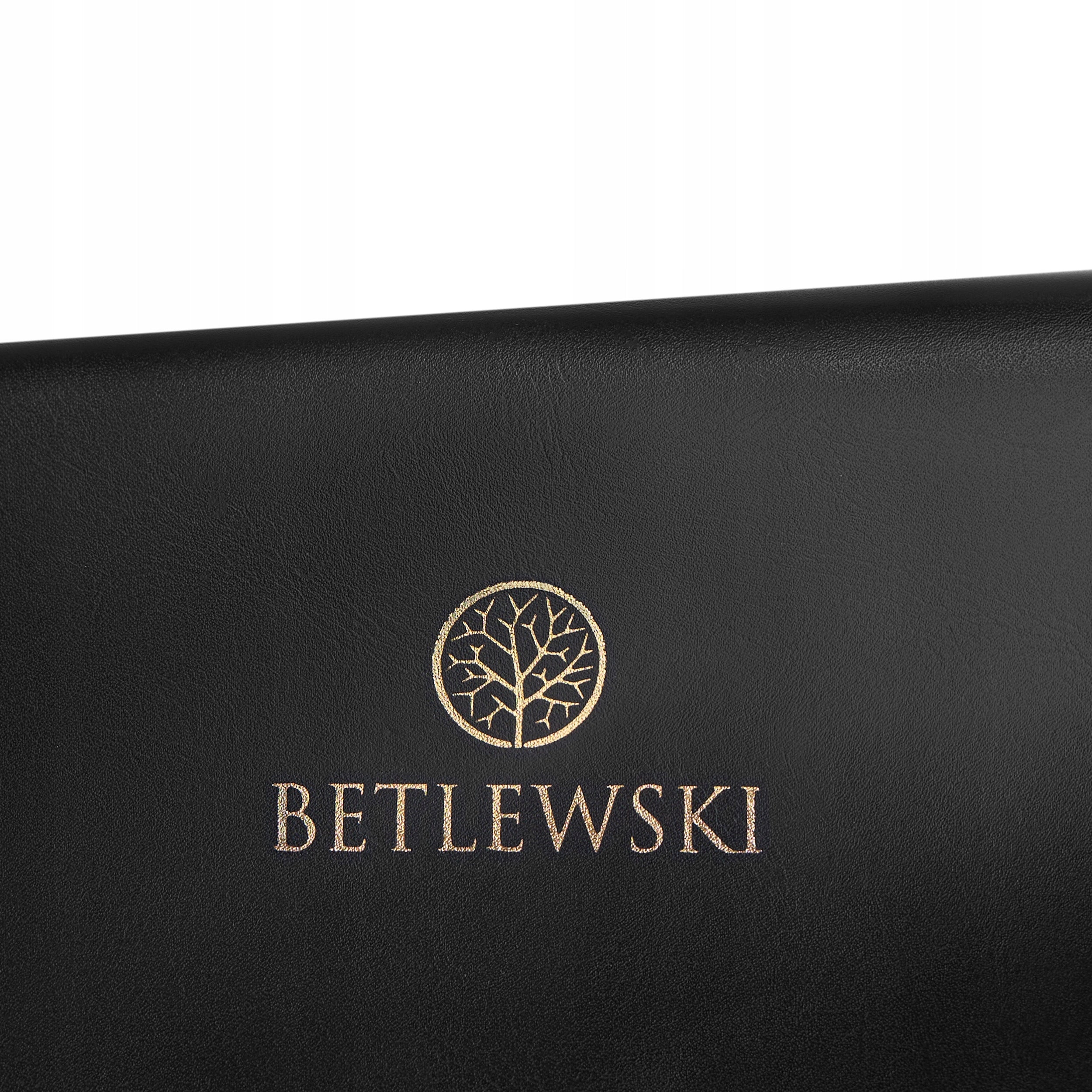 Betlewski Women's cosmetic bag practical zipper convenient Manufacturer code BKP-08 CZARNY