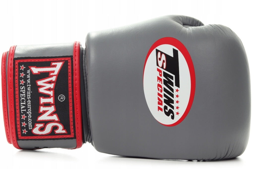 Boxing gloves Twins Special BGVL3 Air leather Thai 14 OZ Packaging status original