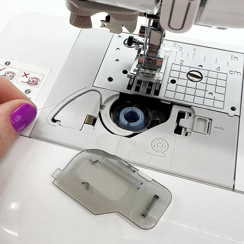 Brother NV15 Computer Home Sewing Machine 16 Stitches Dominant color white