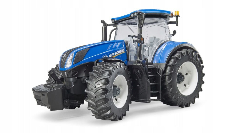 Bruder Tractor New Holland T7 removable wheels 03120