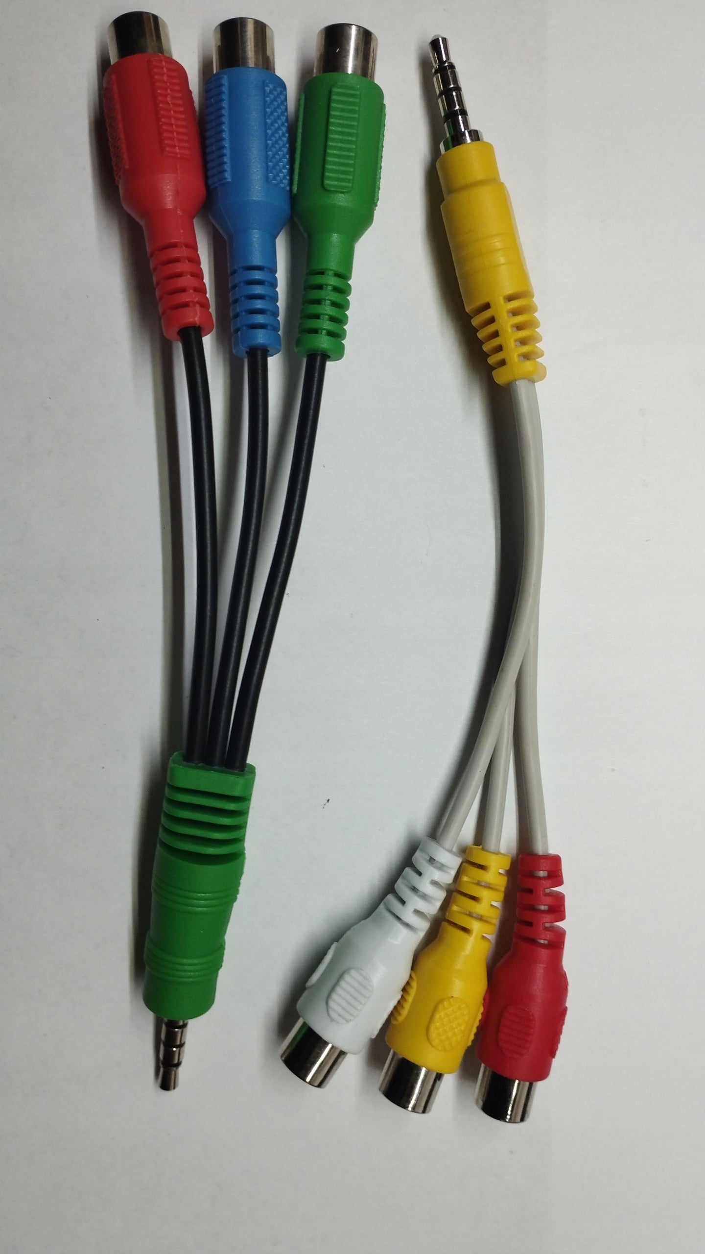 CABLES MINI AV ADAPTERS YPbPr NVOX 15C510 24C510 Brand no brand