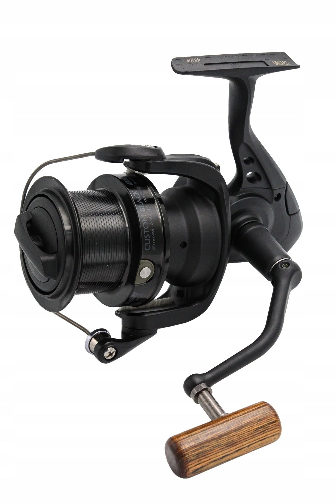 CARP REEL OKUMA CUSTOM BLACK CB 60 FD Packaging status original