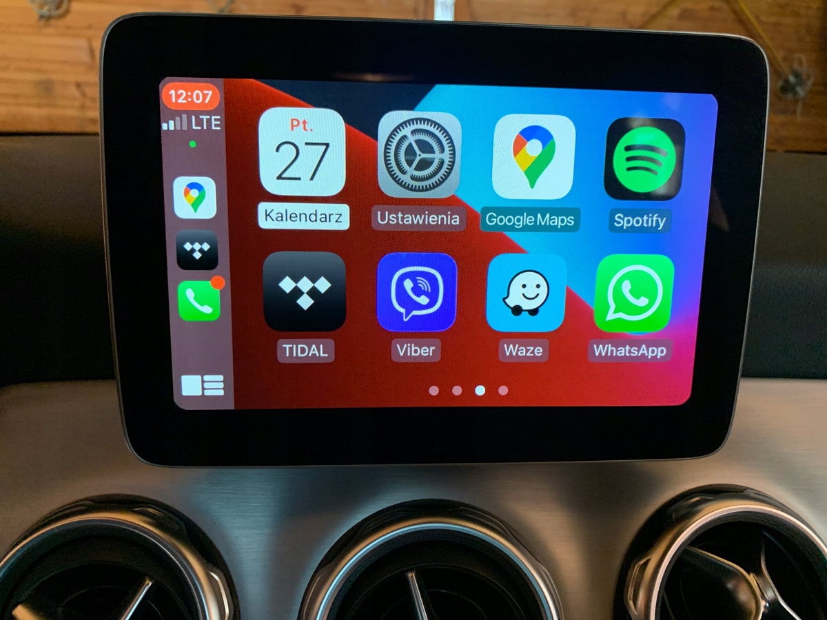 CARPLAY ANDROID MERCEDES A213 A218 SD Card GLA C Garmin Update Map