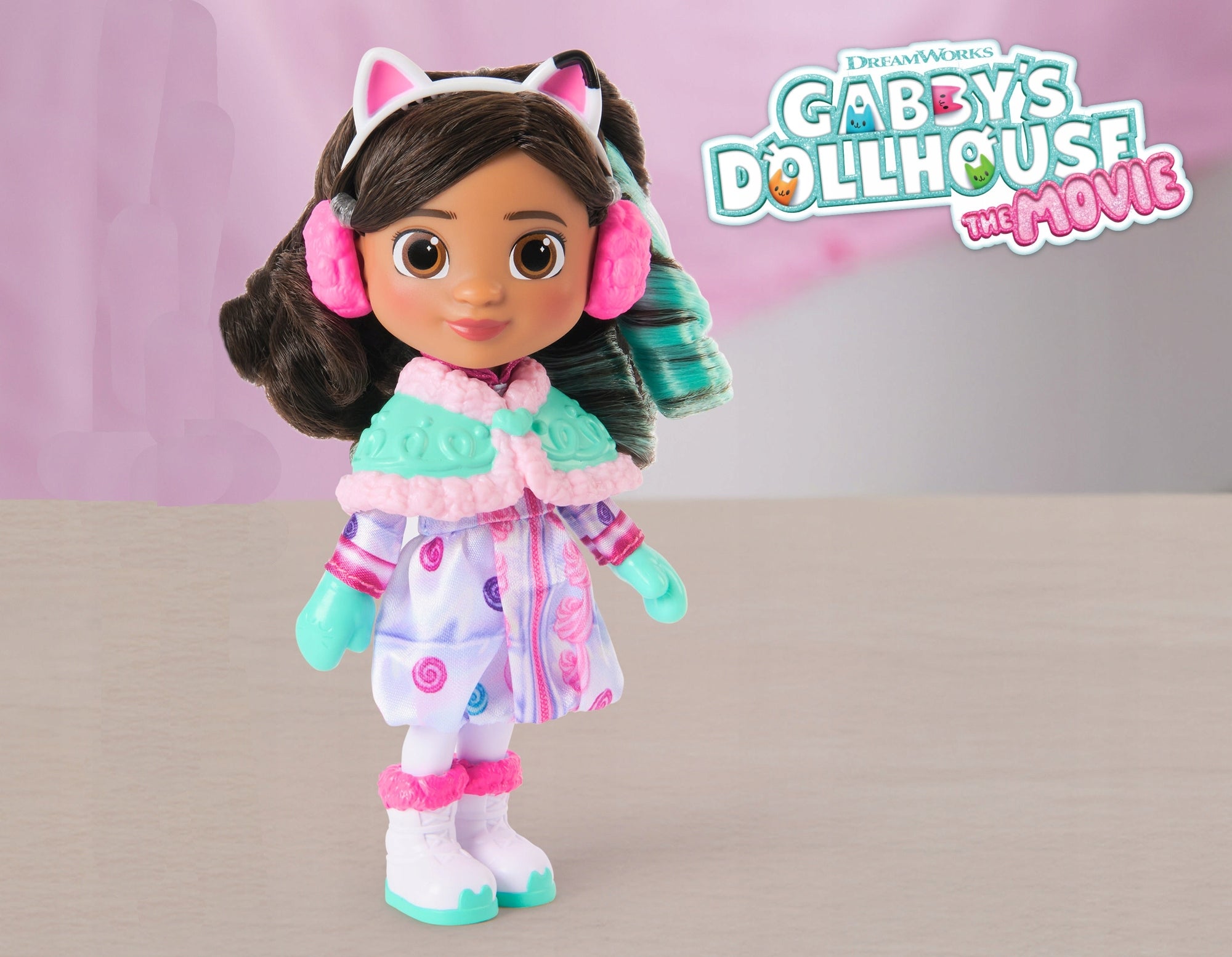 CAT HOUSE GABI MOVIE SWEET GABBY DOLL IN WINTER CLOTHES + ACCESSORIES Manufacturer code 6072885 20151838