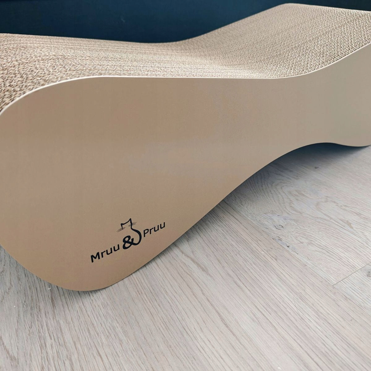 CAT SCRATCHER CARDBOARD LARGE 70x23x24 cm Mruu&Pruu Brand Mruu&Pruu