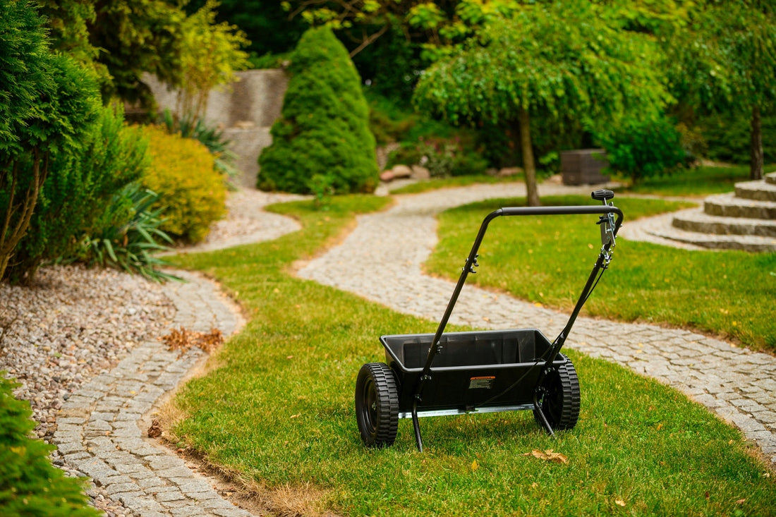 CEDRUS SP31516 SEEDER GARDEN SPREADER SAND SALT FERTILIZER SEEDS 60cm Brand Cedrus