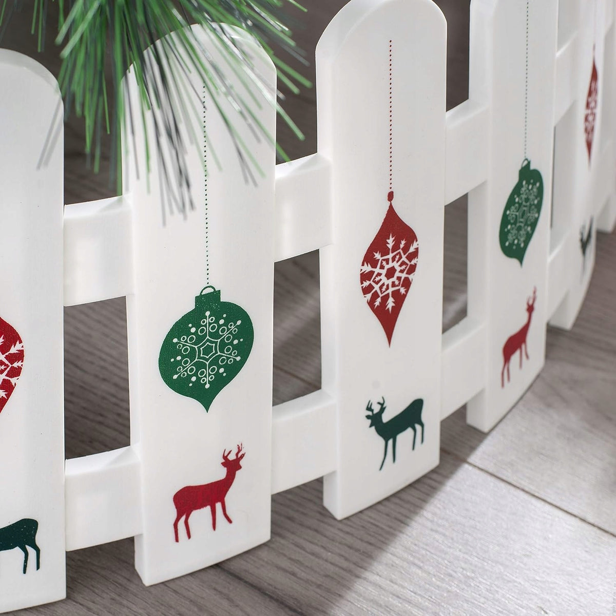 CHRISTMAS TREE COVER FOR STAND PLANTER FOLDING WHITE FENCE Manufacturer code YH0010