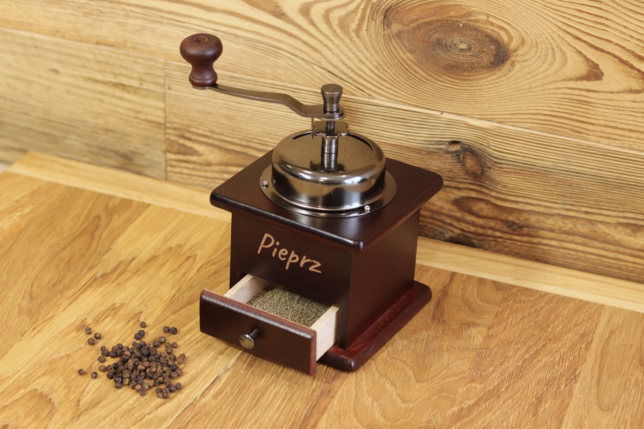 CLASSIC RETRO PEPPER HAND GRINDER WITH DRAWER ADJUSTABLE ENGRAVING Brand Peewit