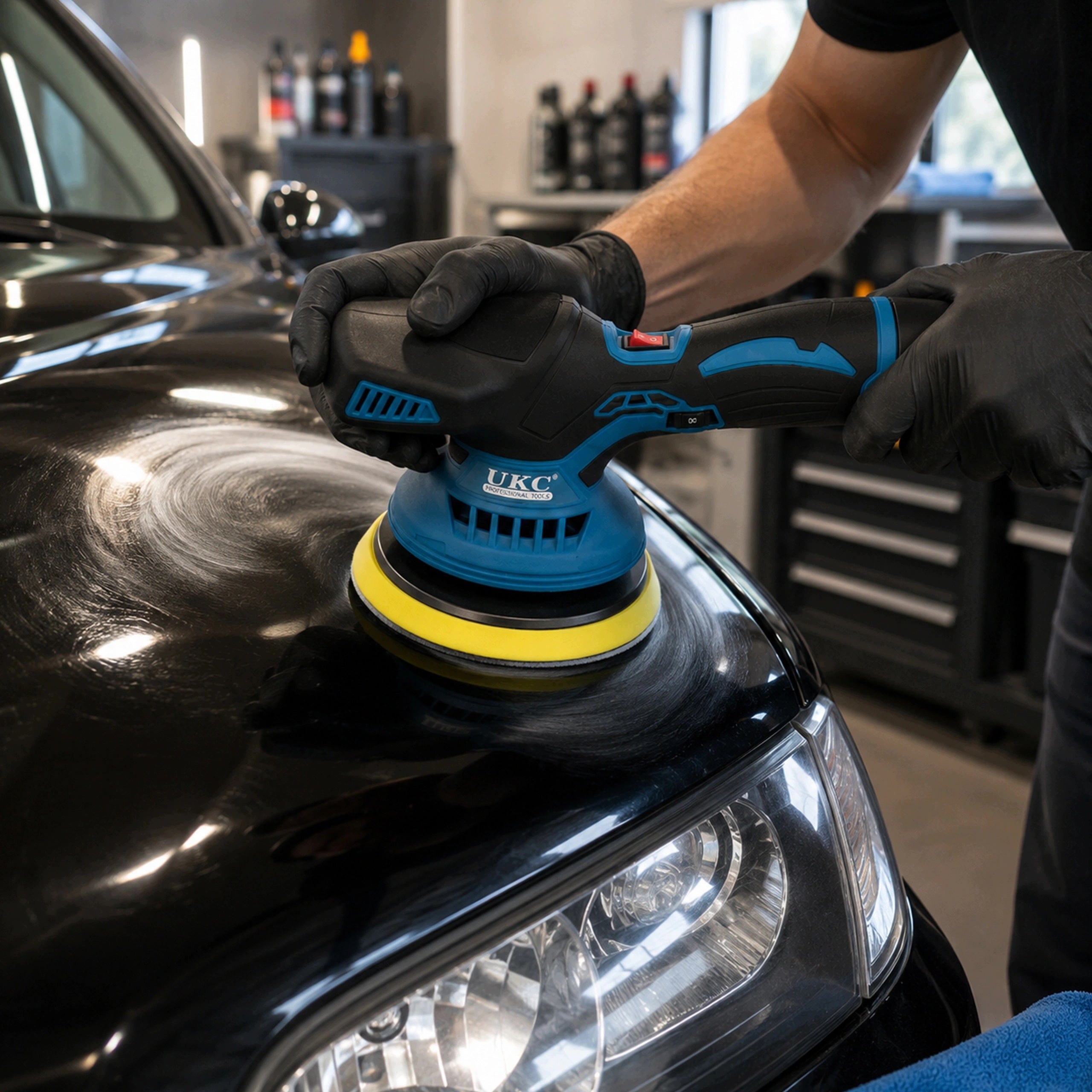 CORDLESS CAR POLISHER UKC 320W 150mm 2BATTERIES RICH SET Packaging status original