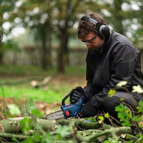 CORDLESS CHAINSAW GKE 18V-15 0*AH 6008D7000 BOSCH Brand Bosch