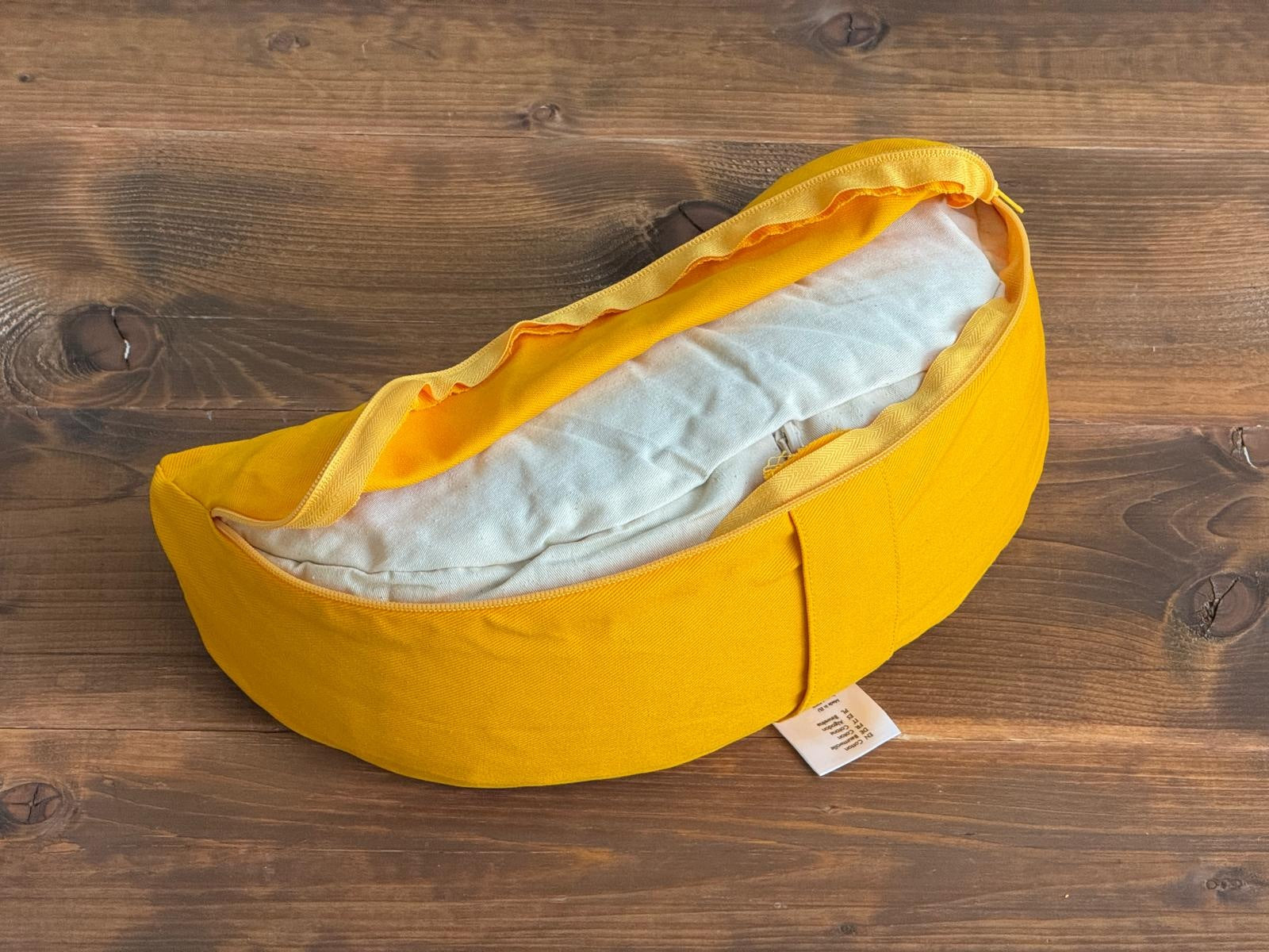 CRESCENT meditation pillow with cover PZH certificate POLISH PRODUCT Manufacturer code WG-0480