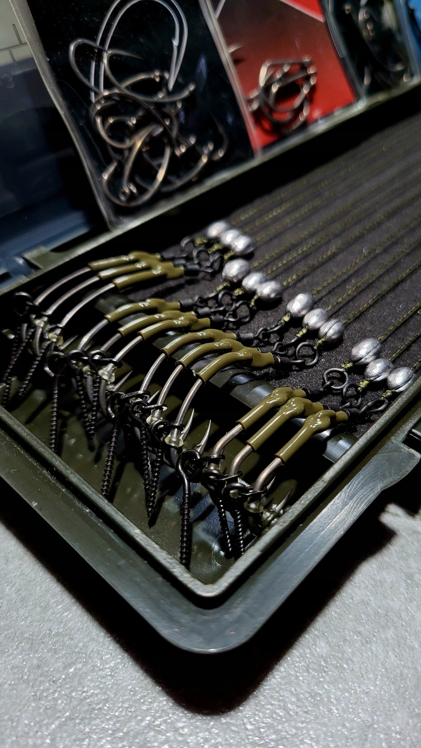 Carp leaders RONNIE RIG 12 pieces (P11/12)