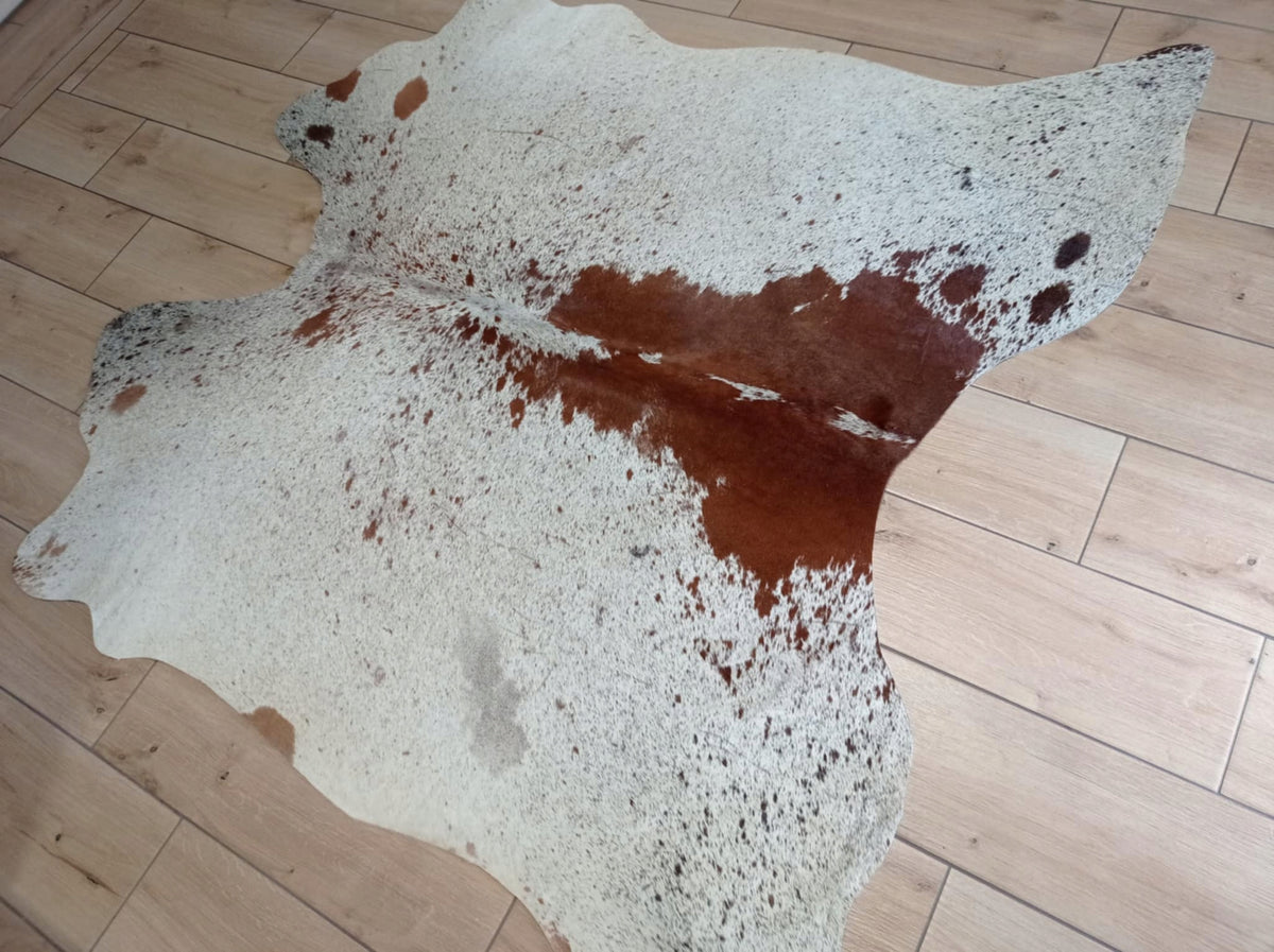 Carpet COW LEATHER CALF Polish brown-cream genuine leather Brand no brand