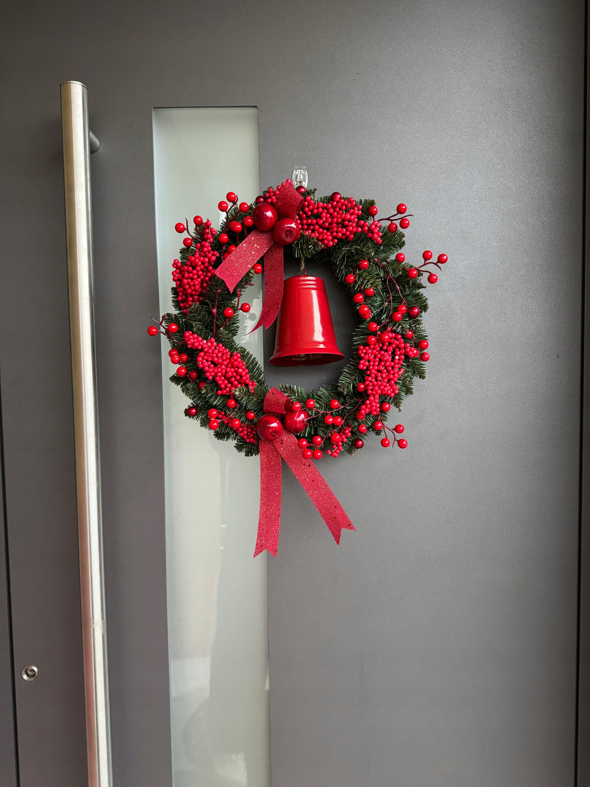 Christmas Decorative Wreath with Bell Christmas Decoration Red Packaging status original