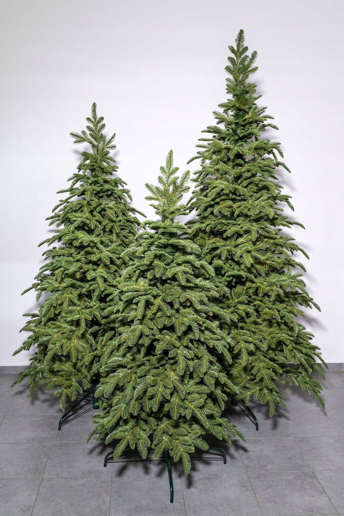 Christmas Tree Artificial 100% PE Fir Normand 180cm + FREEBIE 2x Christmas Tree Manufacturer code chpe04180